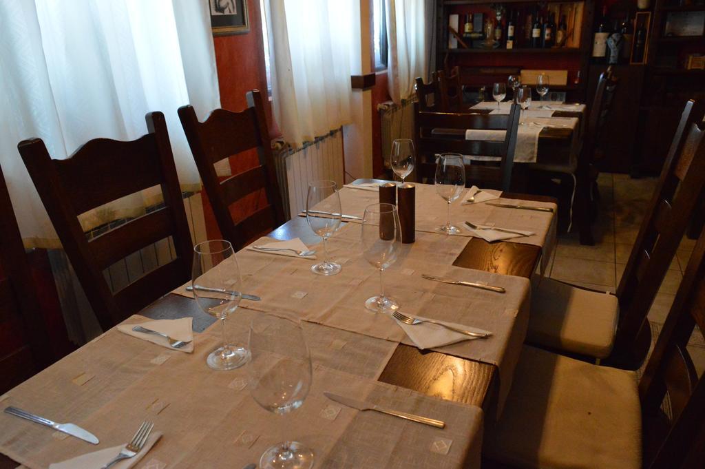 Arbat Guest Rooms 알바나시 외부 사진